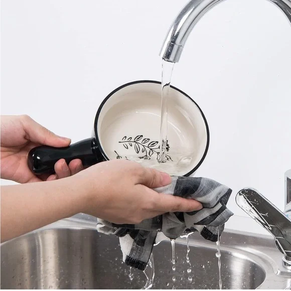 New 4 pc porcelain soup bowls - Picture 5 of 6